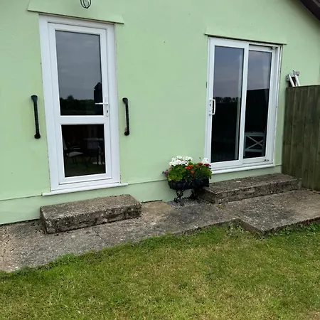 Chapel Cottage Bramfield  Exterior photo